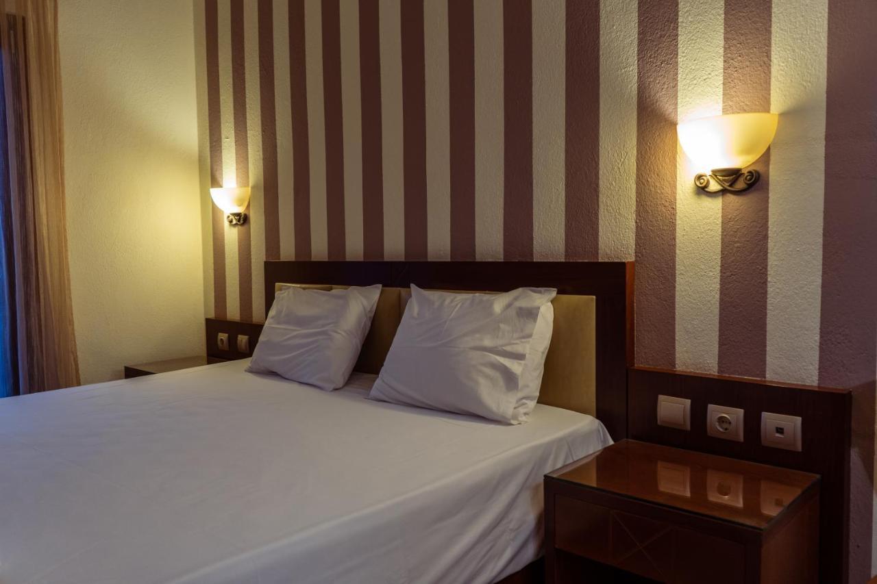 Hotel Zeus Áfitos Extérieur photo