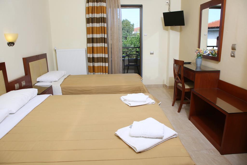 Hotel Zeus Áfitos Extérieur photo