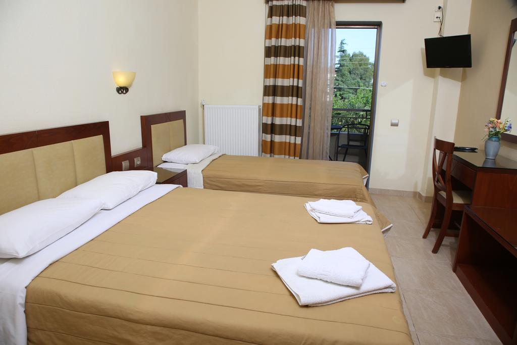 Hotel Zeus Áfitos Extérieur photo